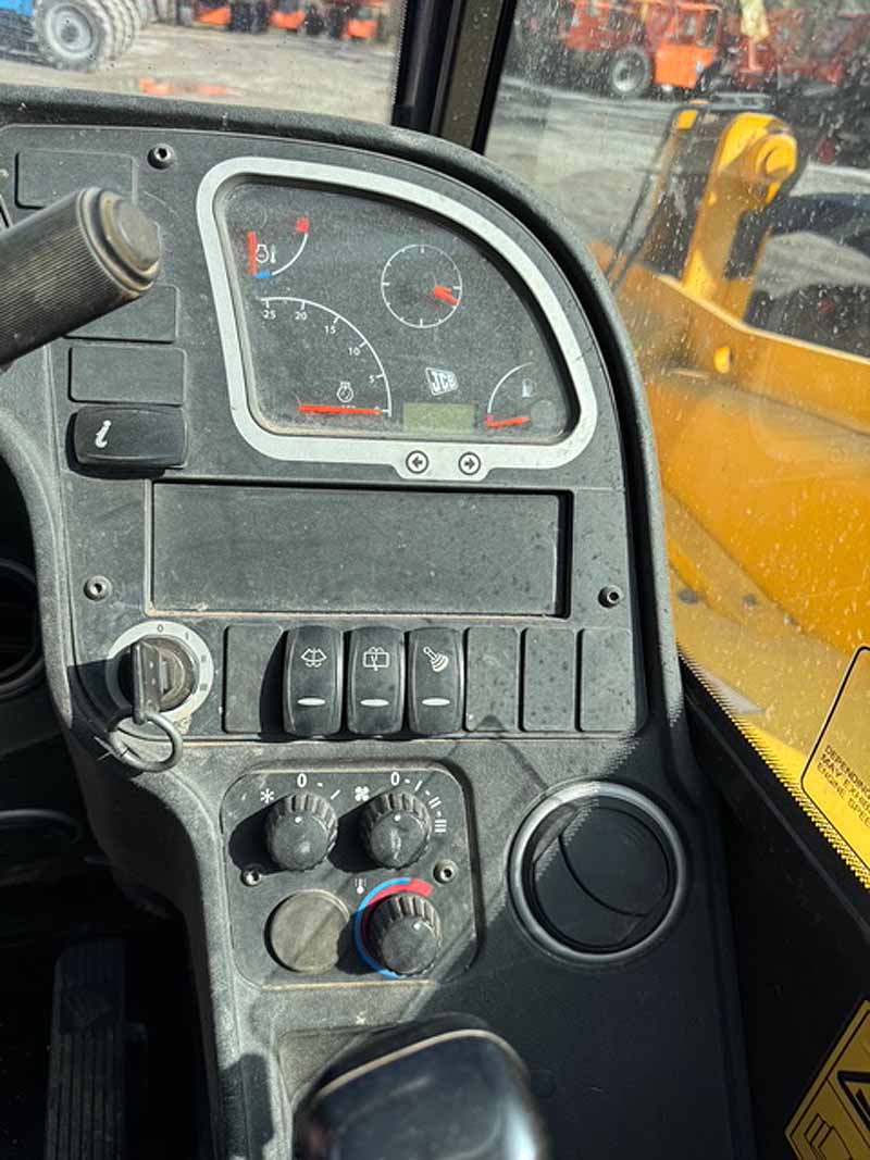 47754