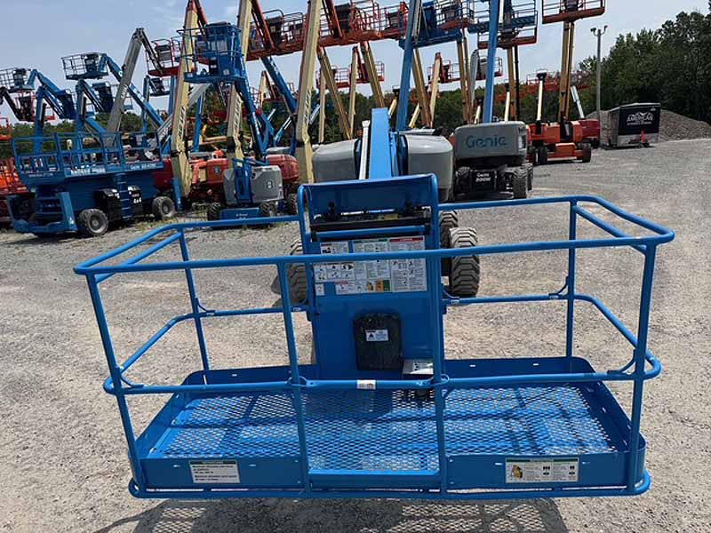 48069